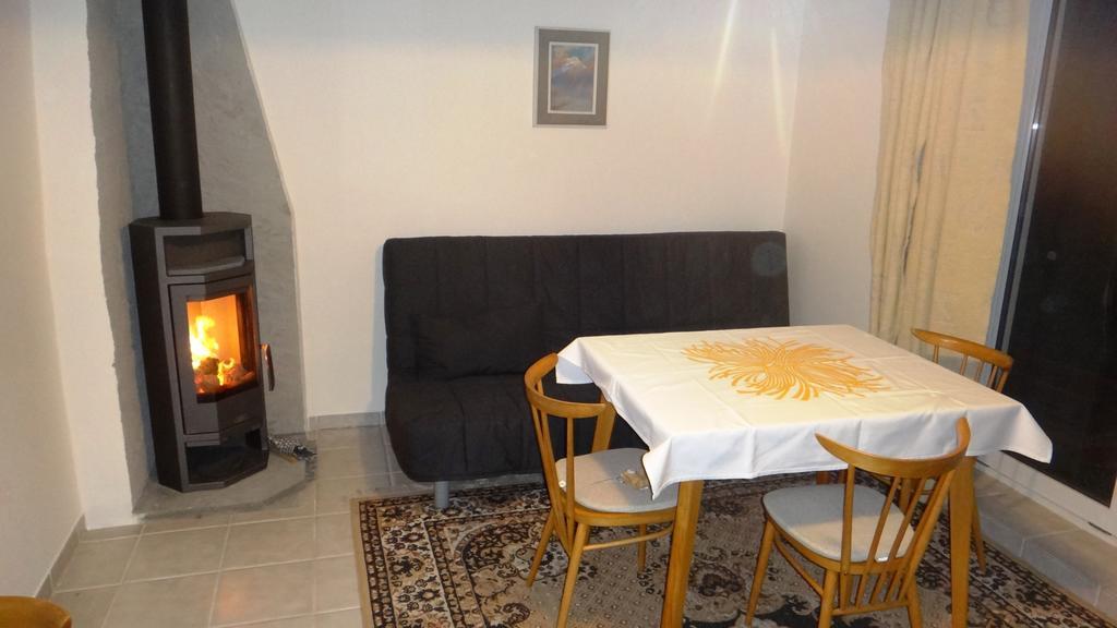 Prazdninovy Dum - Pacl Cervena Recice Villa Room photo